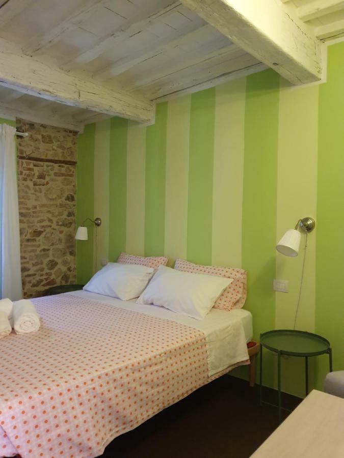 Bed and Breakfast Lo scarabeo Casale di Pari Habitación foto